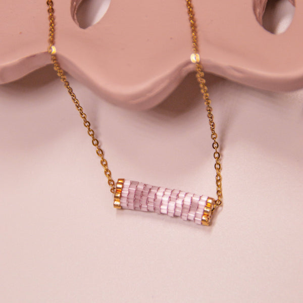 Iridescent Minimalist beaded Necklace - 3