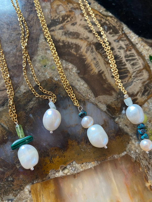 Aphrodite Crystal & Pearl Pendant -Mix Necklaces