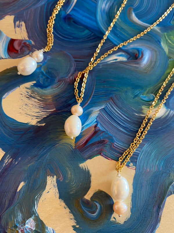 Aphrodite Pearl Necklace