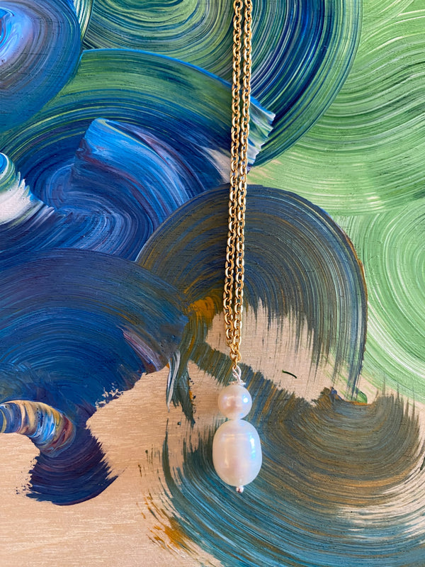 Aphrodite Pearl Necklace