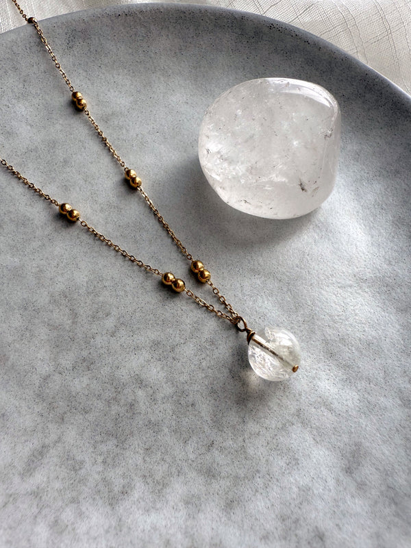 611fc05e3c4ce80992caae23_lumina-necklace-clear-quartz-08_1754584327278.jpg