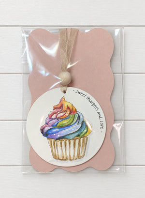 611fc05e3c4ce80992caae23_rainbow-cupcake-package_1789529919387.jpeg